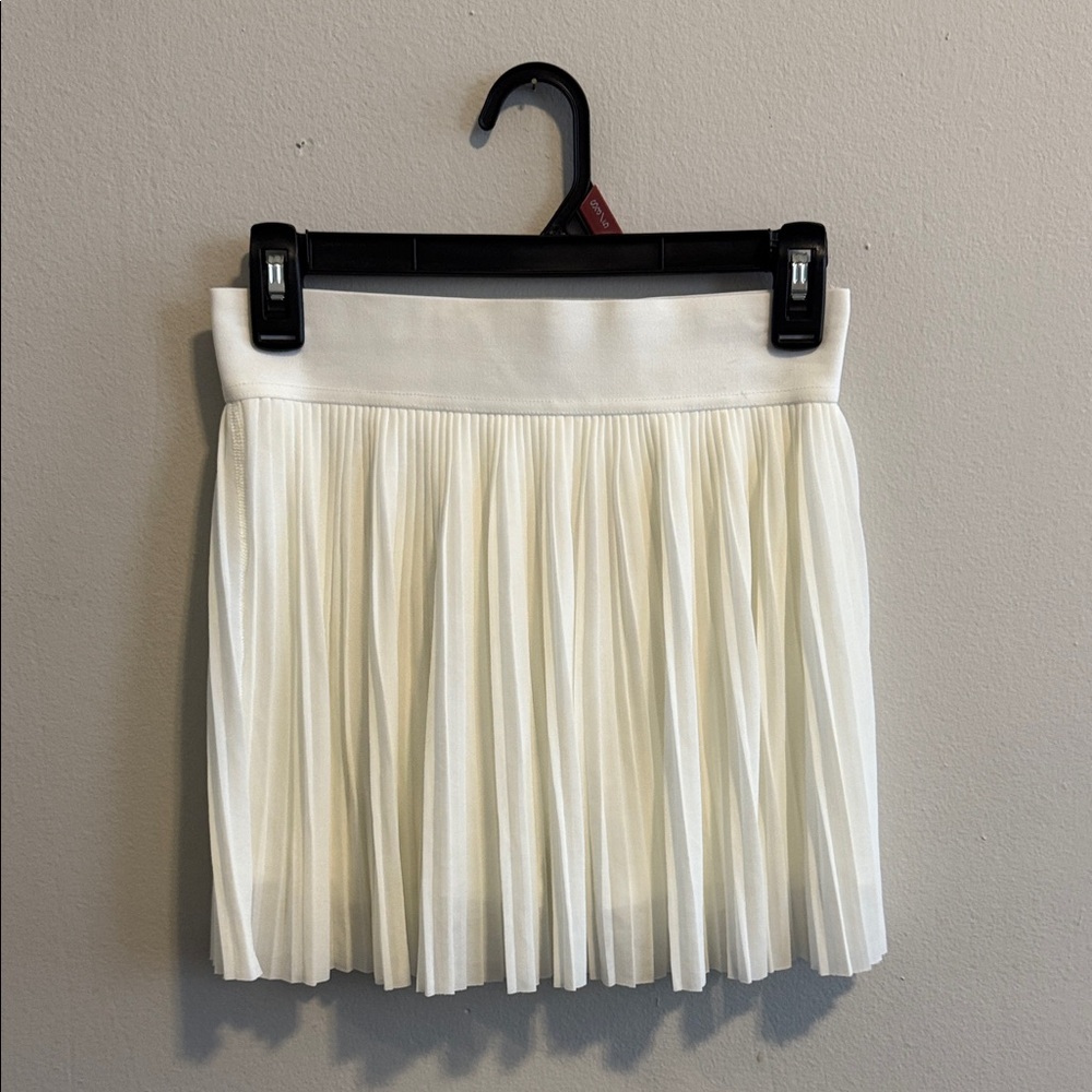No Boundaries White Pleated Mini Skirt
